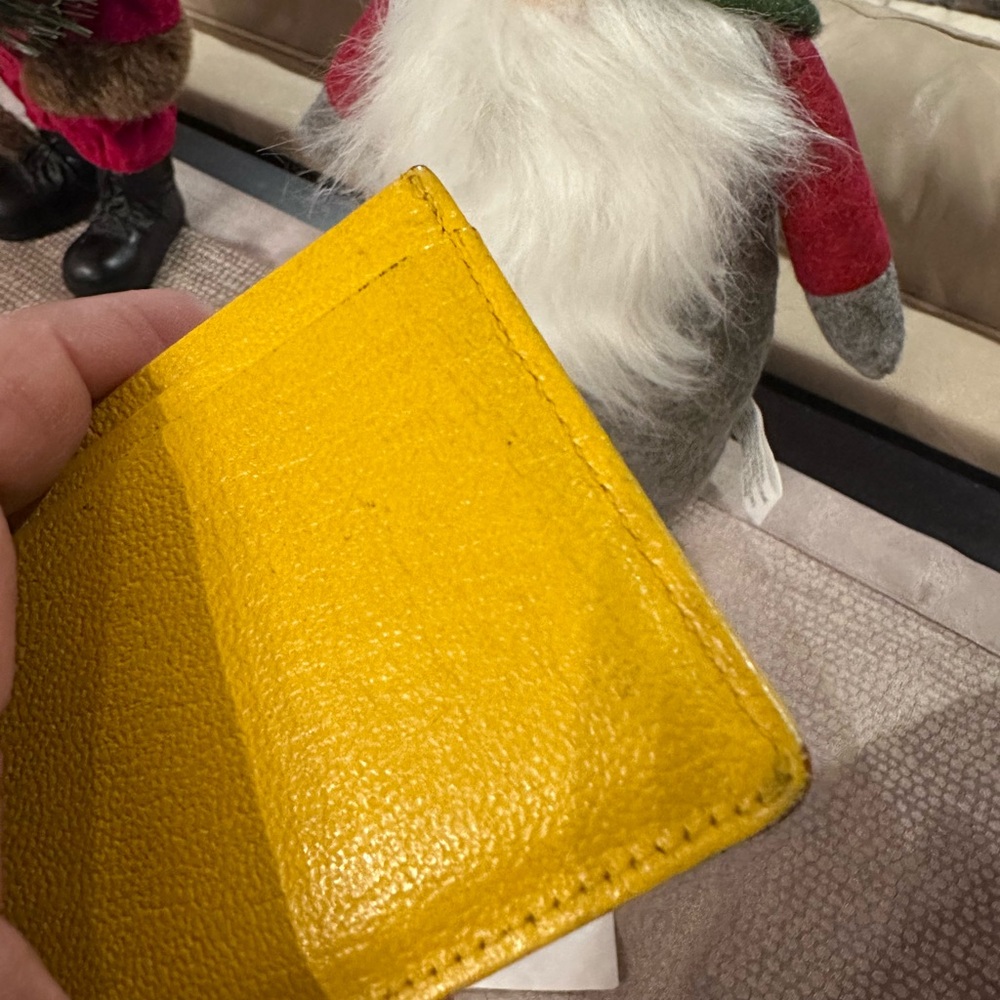 Cardholder - image 3